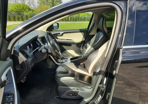 Volvo XC 60 cena 51000 przebieg: 260000, rok produkcji 2011 z Myszyniec małe 466